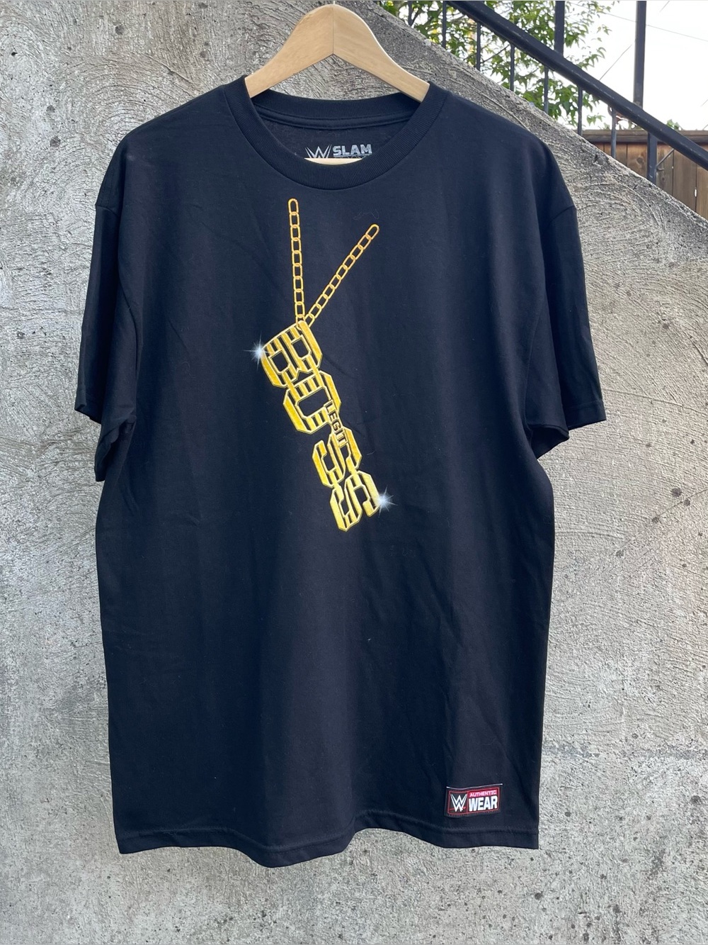 WWE Sasha Banks double sided “legit boss” gold chain t shirt size large